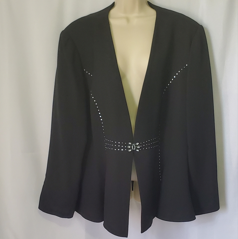 Tiana black jacket.